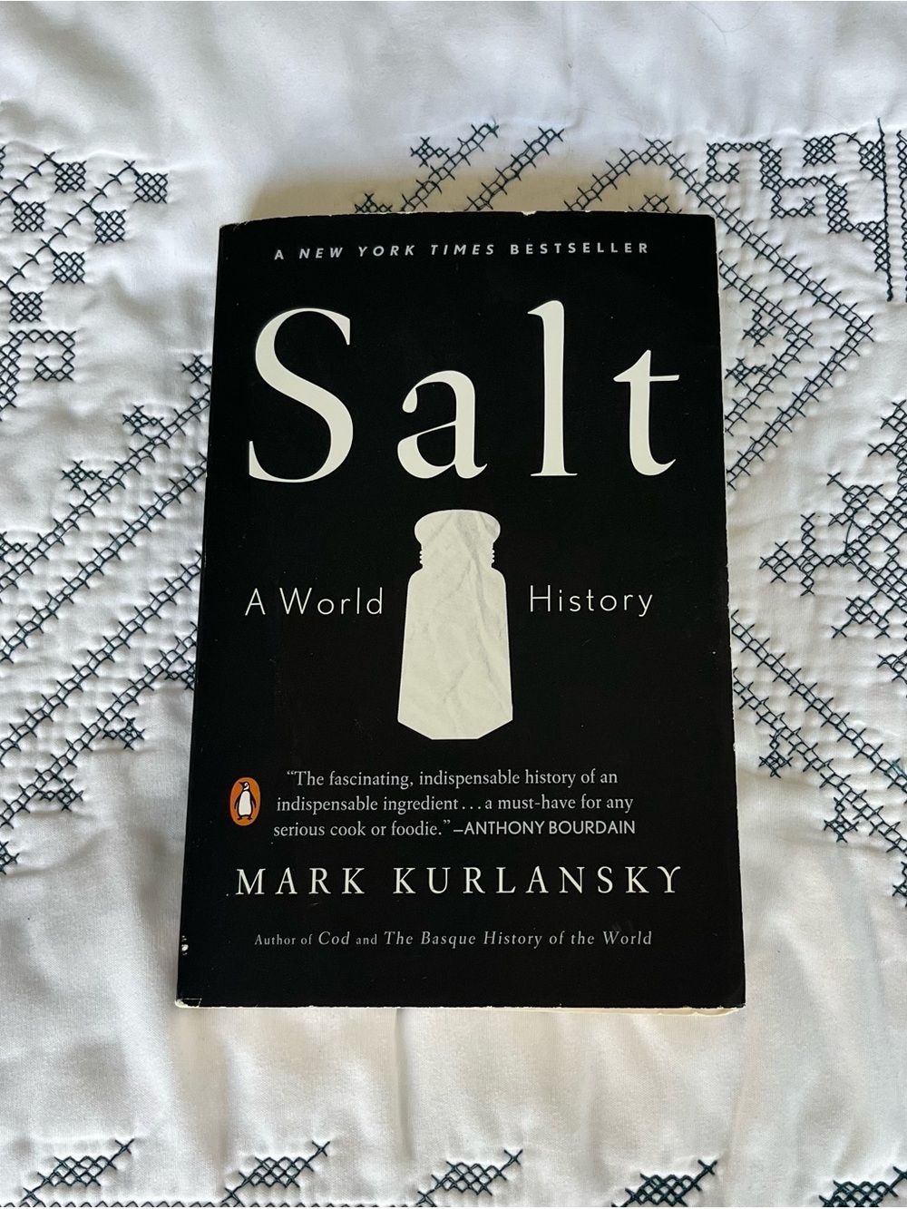 Salt: A World History by Mark Kurlansky - Black & White Cover
